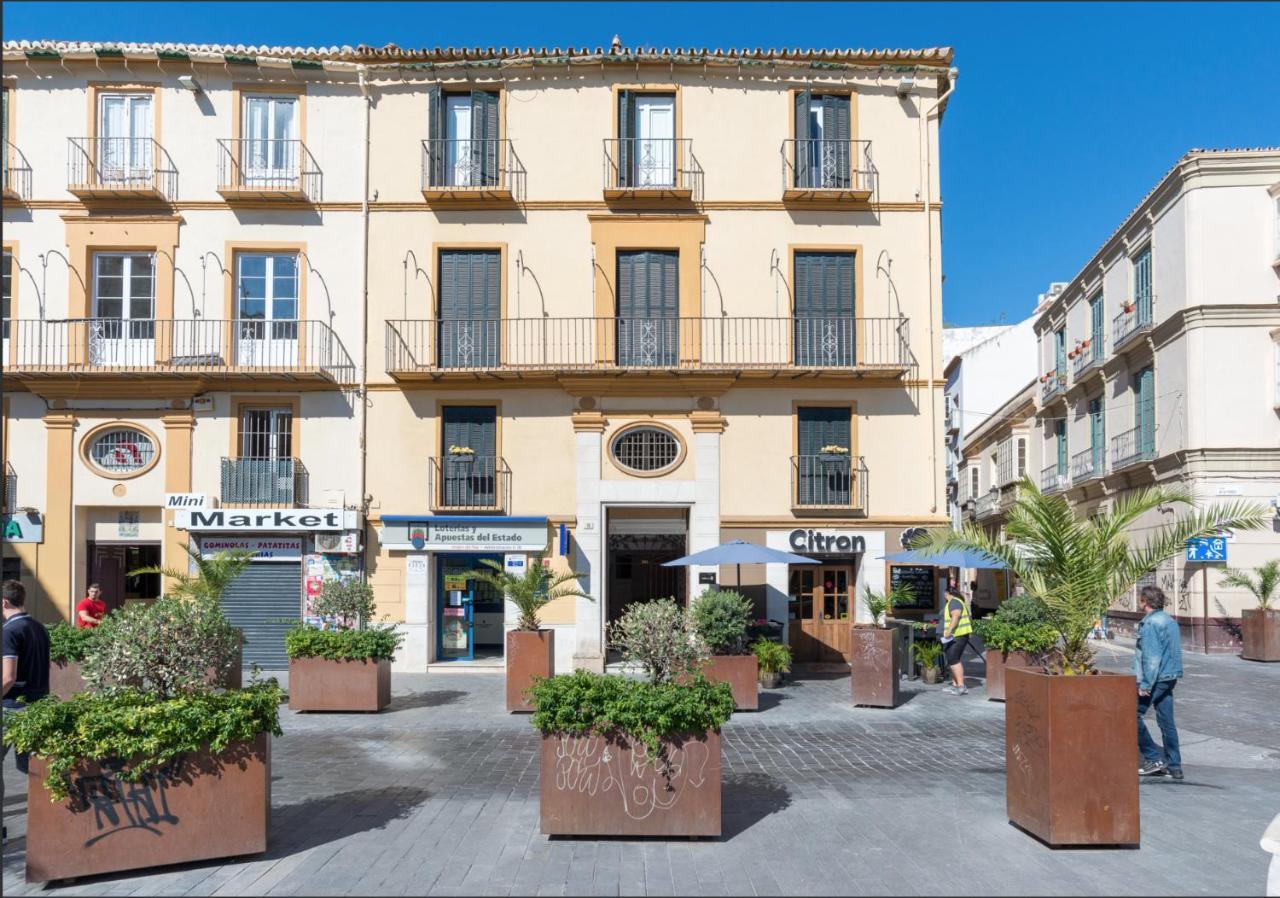 Merced10 2C Malaga Bagian luar foto
